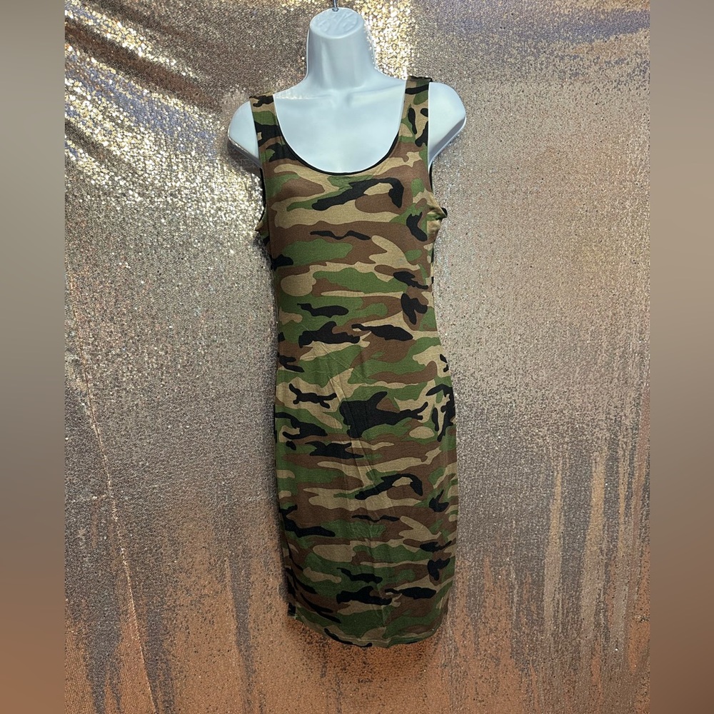 Women’s camouflage size L